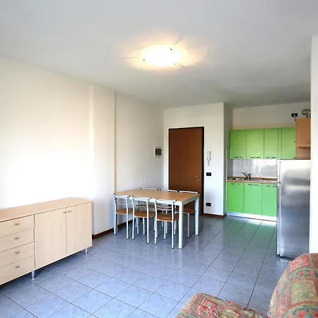 In 27932 Apartament *