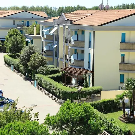 In 27932 Apartament *