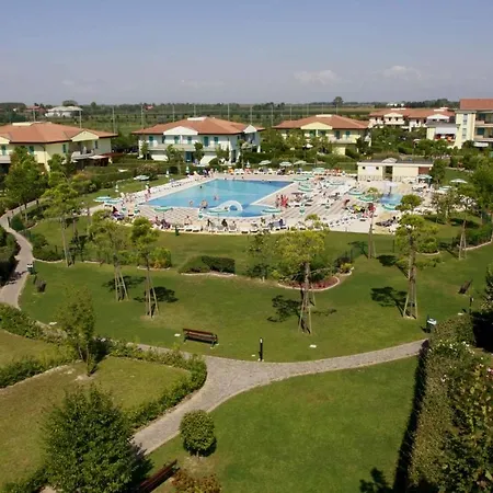 Apartament In 27932